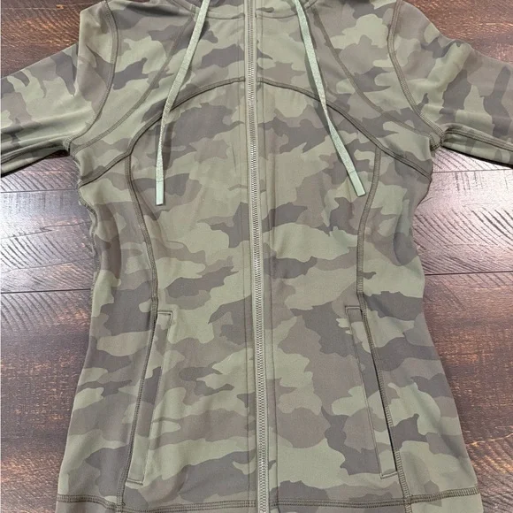 Lululemon Hooded Define Jacket Nulu Heritage 365 Camo Green Twill 6 - Picture 8 of 12